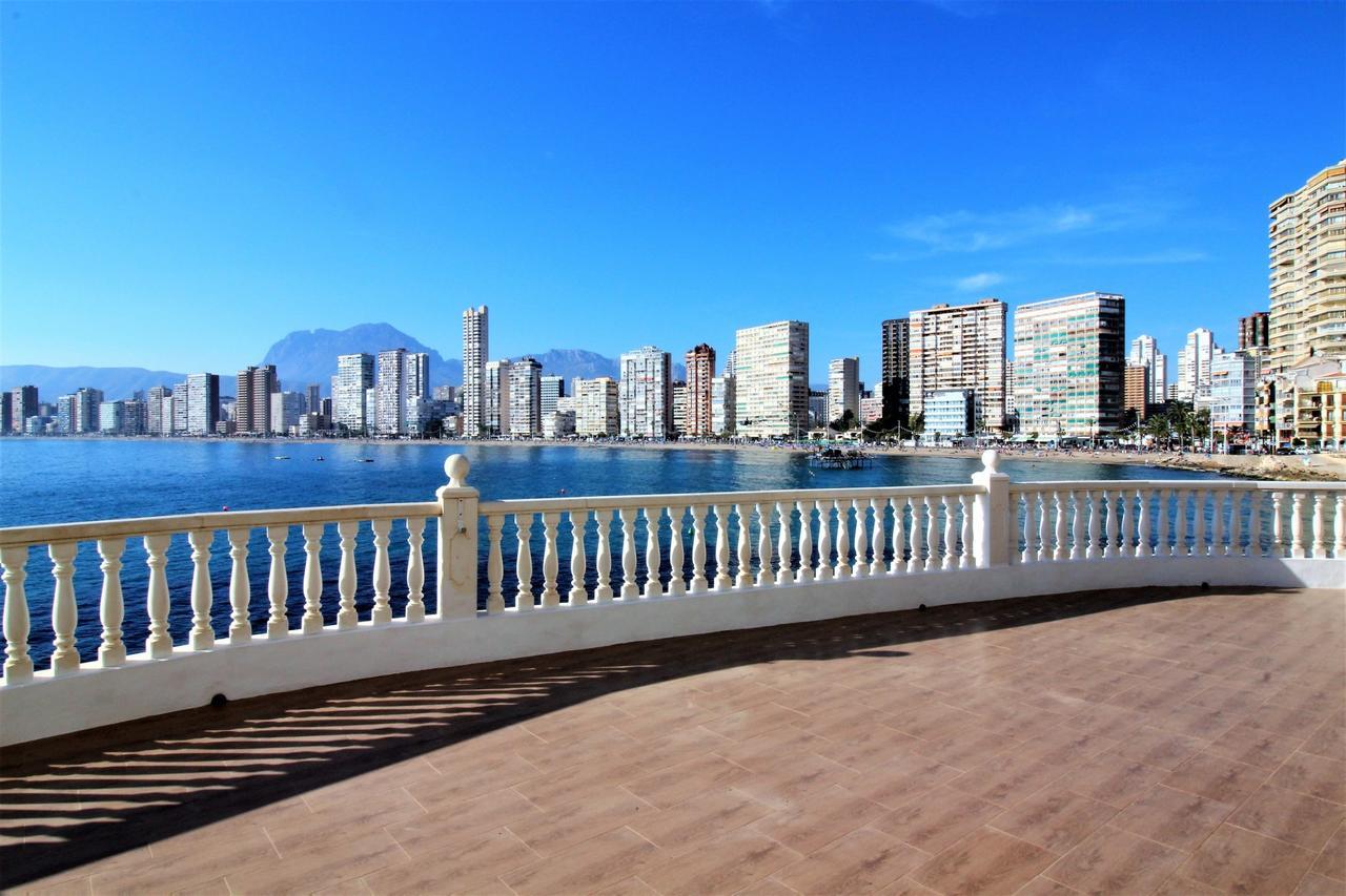 Las Algas 5-1 Benidorm Buitenkant foto