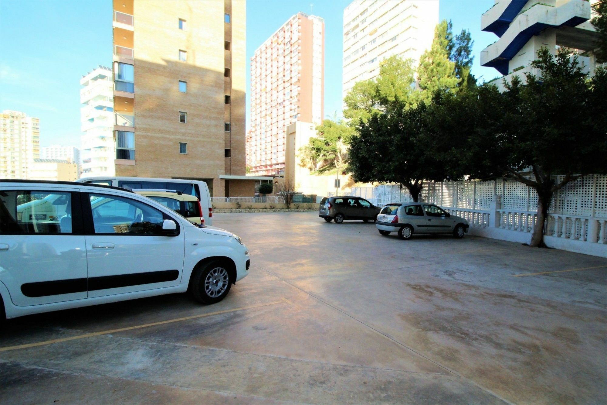 Las Algas 5-1 Benidorm Buitenkant foto